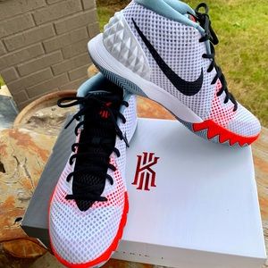 Nike Kyrie 1 infrared